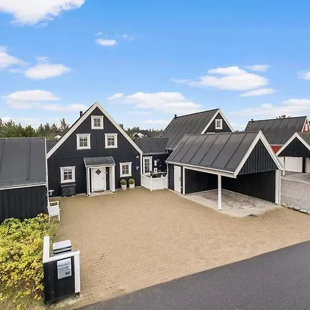 Between And Forest 別荘 *