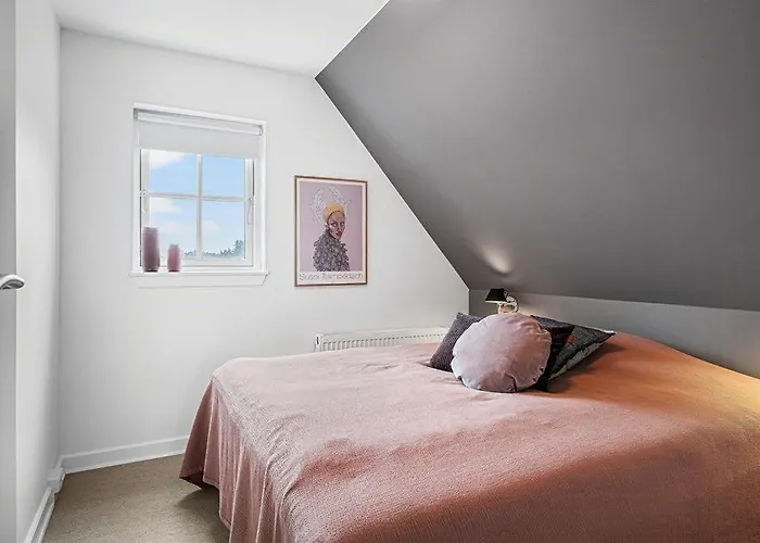 別荘 Between And Forest