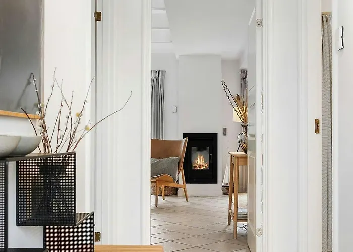 別荘 Between And Forest